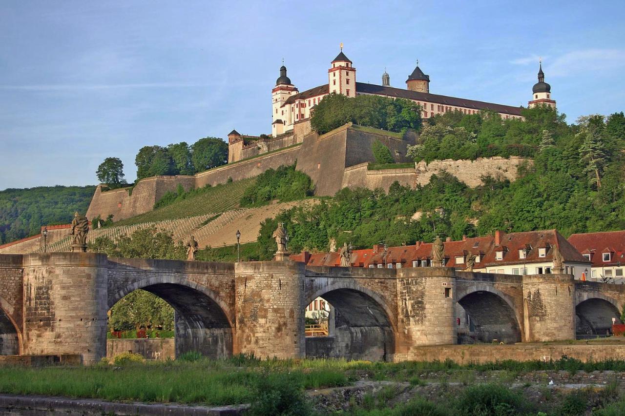 Gemuetliches Studio Im Herzen Wuerzburgs Esterno foto
